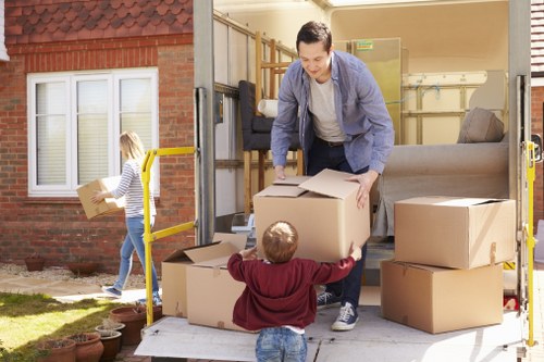Professional packing services for homes and flats in Elephant and Castle